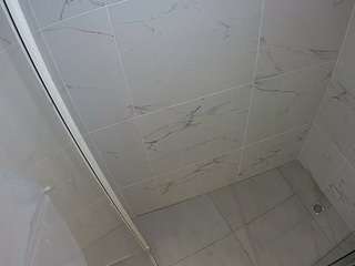 voyeurcam-casa-salsa-bathroom-8