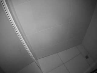 camsoda voyeurcam-casa-salsa-bathroom-8