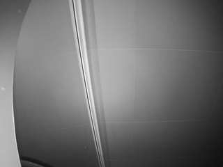 voyeurcam-casa-salsa-bathroom-8