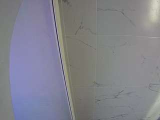 voyeurcam-casa-salsa-bathroom-8