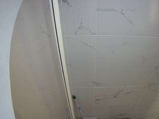 voyeurcam-casa-salsa-bathroom-8