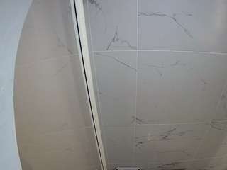 voyeurcam-casa-salsa-bathroom-8