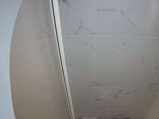 voyeurcam-casa-salsa-bathroom-8