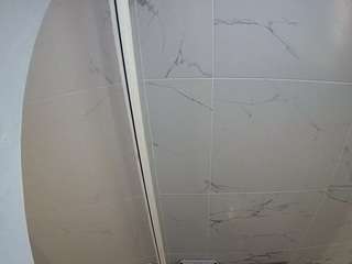 voyeurcam-casa-salsa-bathroom-8