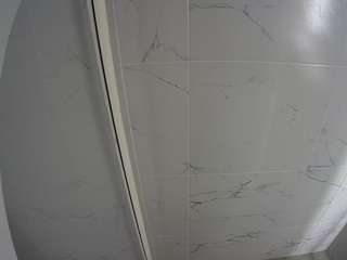 voyeurcam-casa-salsa-bathroom-8 camsoda