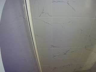 voyeurcam-casa-salsa-bathroom-8