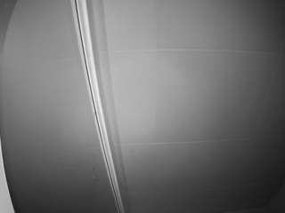 voyeurcam-casa-salsa-bathroom-8