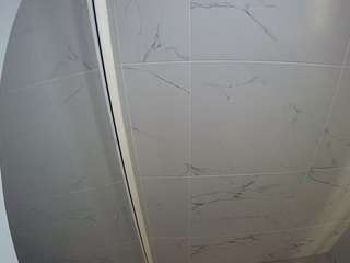 voyeurcam-casa-salsa-bathroom-8