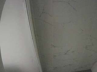 voyeurcam-casa-salsa-bathroom-8