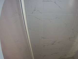 voyeurcam-casa-salsa-bathroom-8