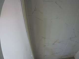 voyeurcam-casa-salsa-bathroom-8