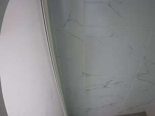 voyeurcam-casa-salsa-bathroom-8