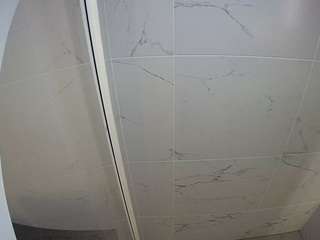 voyeurcam-casa-salsa-bathroom-8