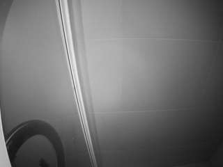 voyeurcam-casa-salsa-bathroom-8