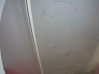 voyeurcam-casa-salsa-bathroom-8