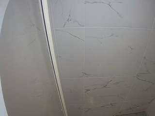 voyeurcam-casa-salsa-bathroom-8