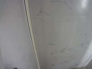 voyeurcam-casa-salsa-bathroom-8