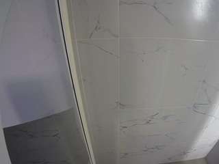 voyeurcam-casa-salsa-bathroom-8