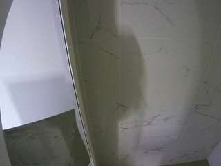 voyeurcam-casa-salsa-bathroom-8