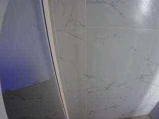 voyeurcam-casa-salsa-bathroom-8