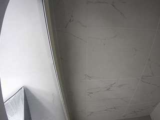 voyeurcam-casa-salsa-bathroom-8