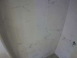 voyeurcam-casa-salsa-bathroom-8