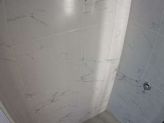 voyeurcam-casa-salsa-bathroom-8