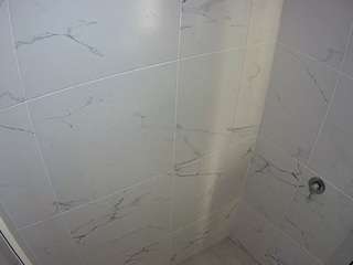 voyeurcam-casa-salsa-bathroom-8