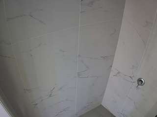 voyeurcam-casa-salsa-bathroom-8