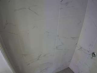voyeurcam-casa-salsa-bathroom-8