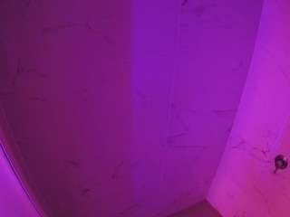 voyeurcam-casa-salsa-bathroom-8