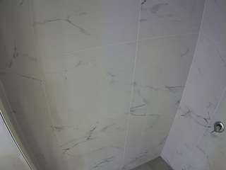 voyeurcam-casa-salsa-bathroom-8