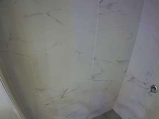 voyeurcam-casa-salsa-bathroom-8