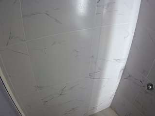 voyeurcam-casa-salsa-bathroom-8