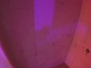 voyeurcam-casa-salsa-bathroom-8