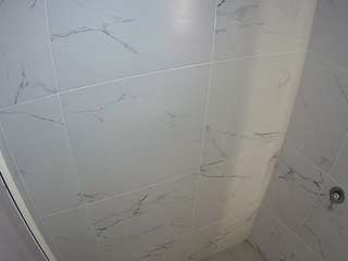voyeurcam-casa-salsa-bathroom-8