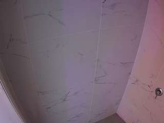 voyeurcam-casa-salsa-bathroom-8