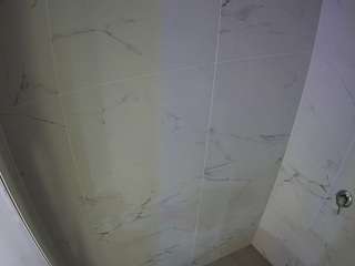 voyeurcam-casa-salsa-bathroom-8