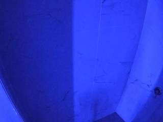 voyeurcam-casa-salsa-bathroom-8