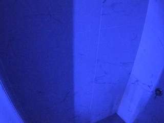 voyeurcam-casa-salsa-bathroom-8