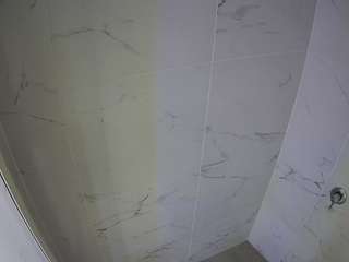 voyeurcam-casa-salsa-bathroom-8