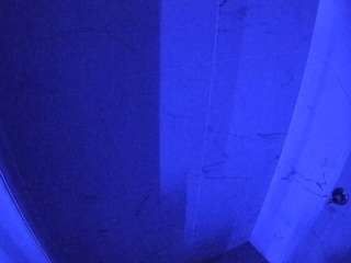 voyeurcam-casa-salsa-bathroom-8