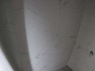 voyeurcam-casa-salsa-bathroom-8