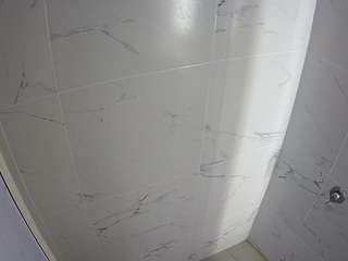 voyeurcam-casa-salsa-bathroom-8