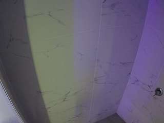 voyeurcam-casa-salsa-bathroom-8