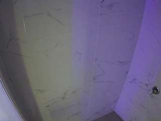 voyeurcam-casa-salsa-bathroom-8