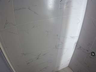 voyeurcam-casa-salsa-bathroom-8