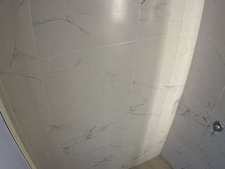 voyeurcam-casa-salsa-bathroom-8