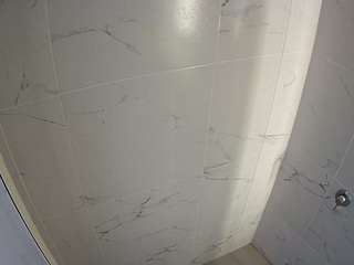 voyeurcam-casa-salsa-bathroom-8