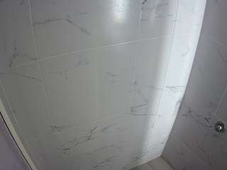 voyeurcam-casa-salsa-bathroom-8
